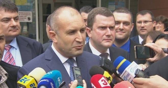 Радев: Имам дрон, но за разлика от Борисов, моята фантазия има предел