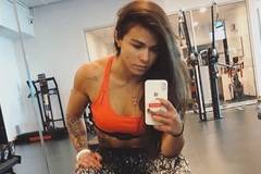 Снимки на Claudia Gadelha