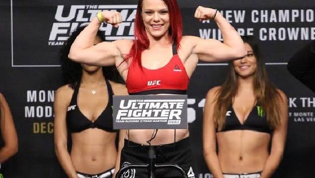 Снимки на Gillian Robertson