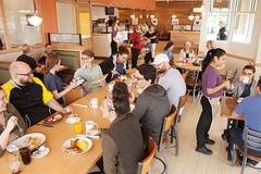 Как да увеличите продажбите на сладкарница и ресторант