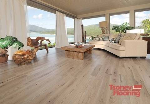 Промо декори ламинат Егер през месеци юли и август от колекция Light Living