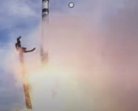 АВАРИЯ: Американската ракета Електрон на Рокет Лаб не успя да изведе седем спътника в космоса!