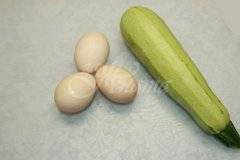 Вземам 1 тиквичка и 3 яйца, и за нула време става вкусотия до шия! Толкова вкусни тиквички не сте опитвали: