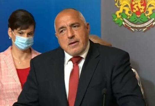 Премиерът за Радев: Фигурантът ръси обидни епитети, но от майка си знам да не отговарям на лошите деца!