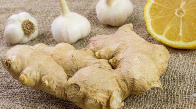 Кой и защо не трябва да яде джинджифил и чесън