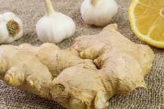 Кой и защо не трябва да яде джинджифил и чесън