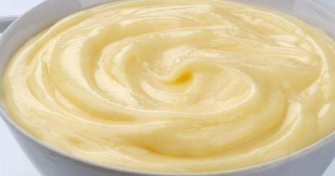 Ей на това му викам аз класика! С това кремче пълня торти, понички, а еклерите стават направо божествени! Ако знаехте колко е…