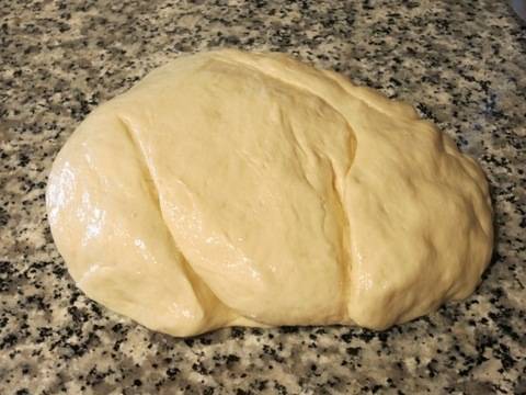 Взех половинка кайма от магазина и едно готово тесто и ако знаете каква вечеря спретнах още говорят за нея вкъщи