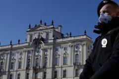 И Чехия въвежда от понеделник строги мерки за българите заради К-19