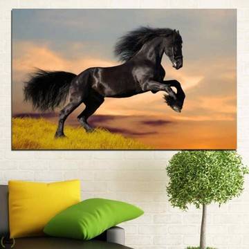 Декоративно пано за стена от 1 част с буен черен жребец – HD-022-1
