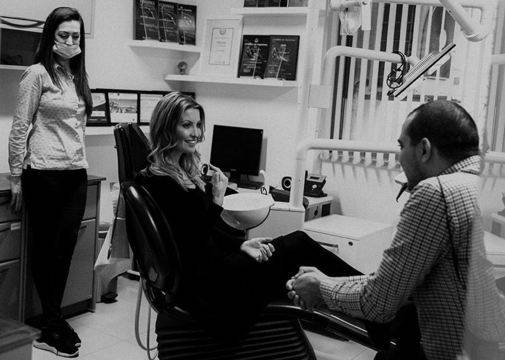 Защо да изберете семеен стоматолог