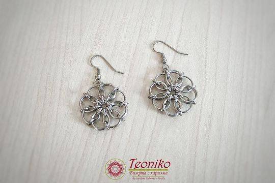 Ръчно изработени обеци от стомана Зеринтия