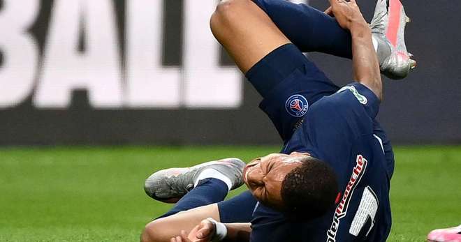От ПСЖ потвърдиха за „сериозно“ изкълчване при Мбапе