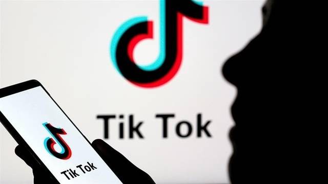 Приложението TikTok ви е шпионирало „съвсем случайно“