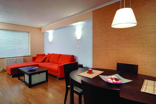 Стени-акценти променят визуално размера на стаята