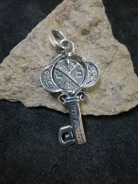 Кабала амулет от сребро “КЛЮЧ за ИЗОБИЛИЕ” 1461M