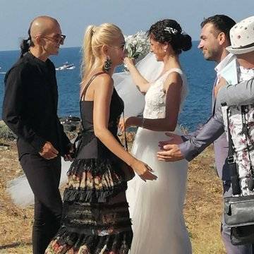 Нети към Алекс Кръстева: Сестричке, бъди много щастлива! Обичам те!