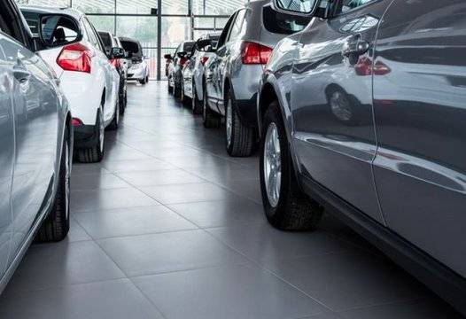 Гурбетчии хвърлят по 400 лева на ден за тузарски автомобил