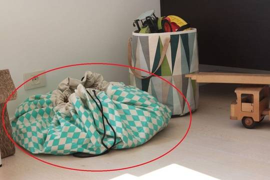 Тази странна торба побърка всички СНИМКИ