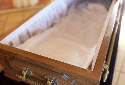 Старица два пъти възкръсва на погребение