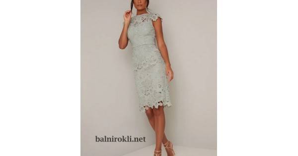 Елегантна Светлозелена Дантелена Права Официална Рокля