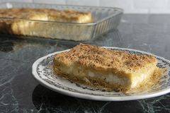 Гръцки десерт с 4 сиренa и кадаиф