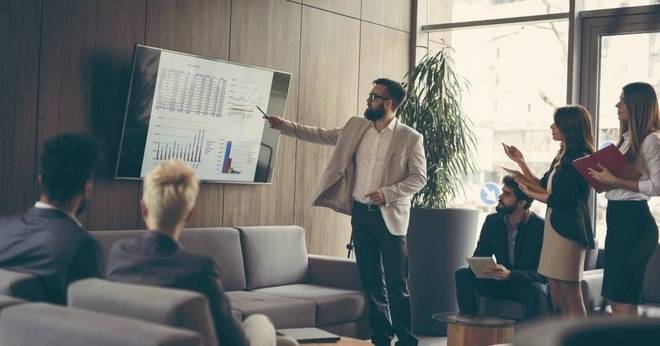 Как да накарате вашия търговски екип да подкрепи прилагането на стратегия