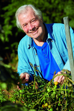 Съветите на Жак Пепен в кухнята и новата книга „Бързо и просто“