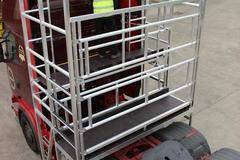 Нова платформа за безопасна работа върху кабините на камиони