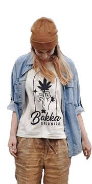 Конопени дрехи от България