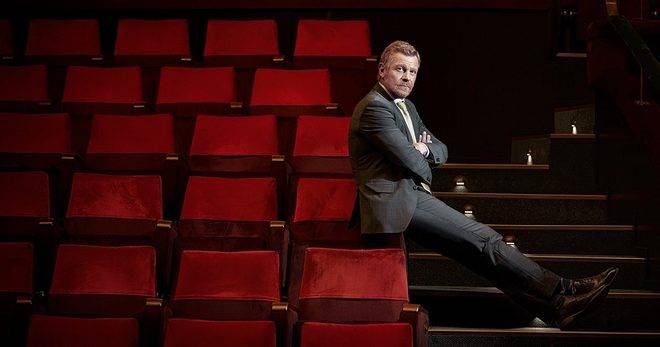 Aктьори в едно място, което ни събира за осмата Нощта на театрите