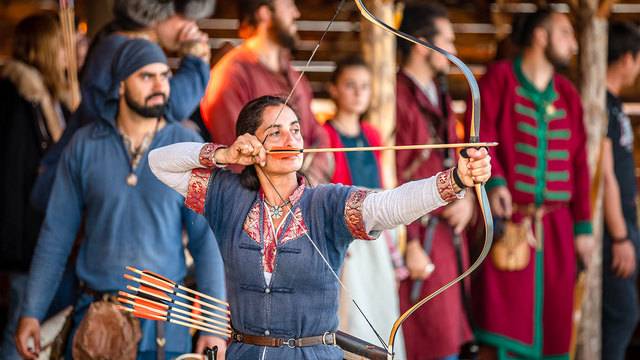 Исторически тиймбилдинг