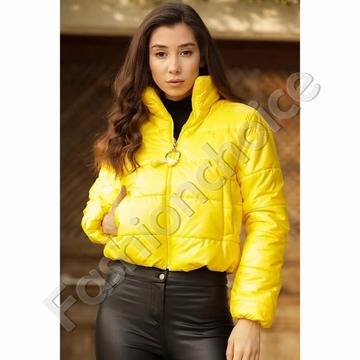 Дамско късо яке с висока яка в жълто Код 1333-4