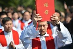 Ватиканът под прицел, напът да поднови договор с Китай