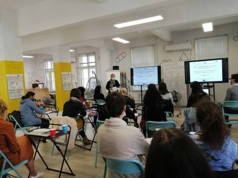 КОАЛИЦИЯ ОТ МЕСТНИ ЗАИНТЕРЕСОВАНИ СТРАНИ ЗА ВКЛЮЧВАНЕ НА ГРАЖДАНИ НА ТРЕТИ СТРАНИ НА ПАЗАРА НА ТРУДА