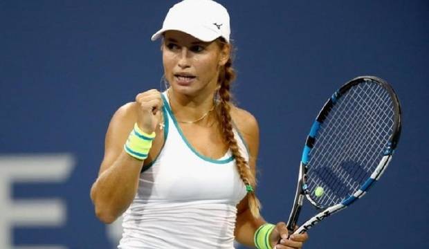 Секси снимки на тенисистката Юлия Путинцева