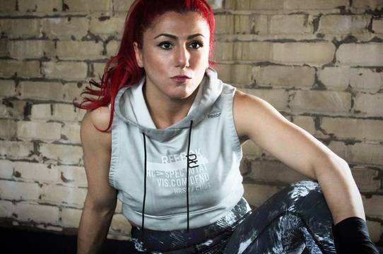 ММА шампионката Ранда Маркос