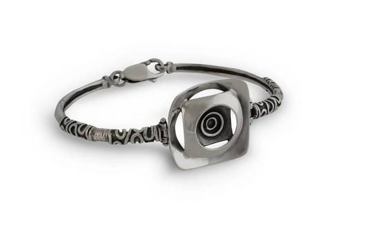 Дамска сребърна гривна 1161B