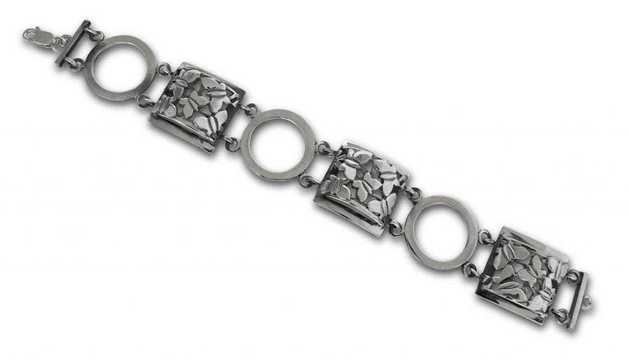 Сребърна гривна “ПЕПЕРУДИ” 478B