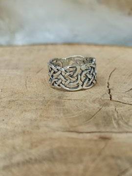 Сребърен пръстен с келтски мотиви 350T