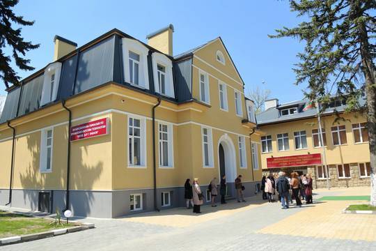 Откриха обновената професионална гимназия по хранително-вкусови технологии в София