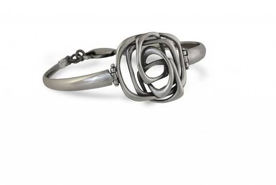 Дамска сребърна гривна 1110B