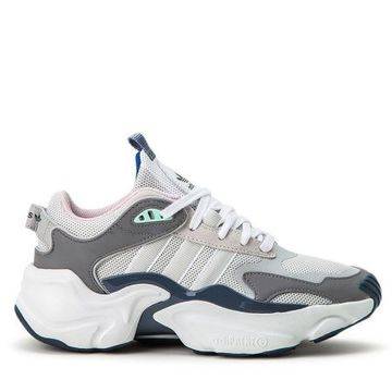 Маратонки Adidas