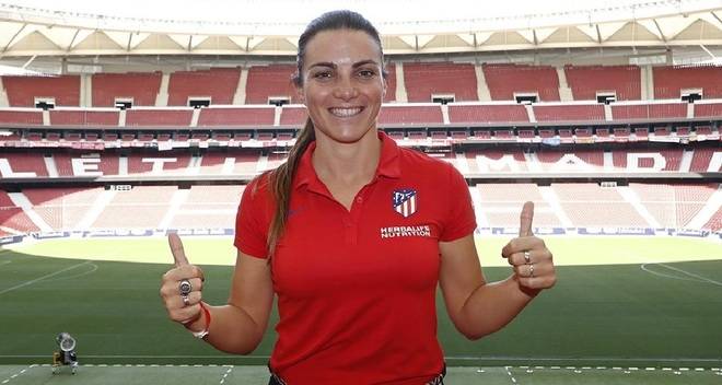 Снимки на италианската футболистка Алия Гуани