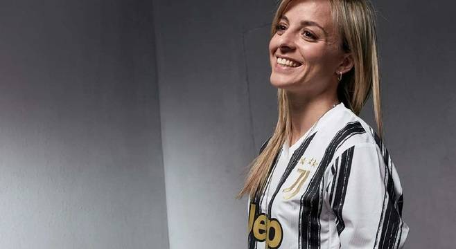 Секси снимки на Мартина Росучи