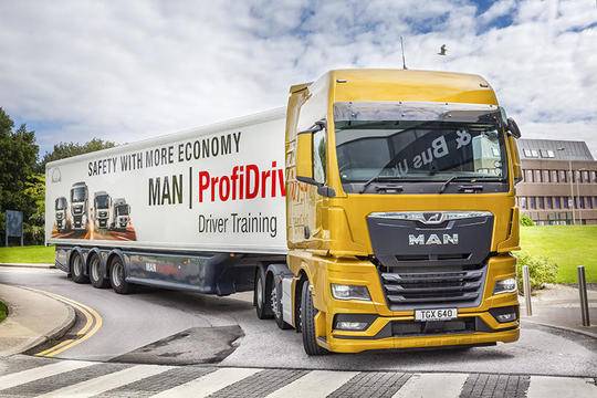 Новият MAN TGX е коронован за Международен Камион на Годината за 2021