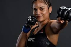 Невероятната ММА звезда Синтия Калвило