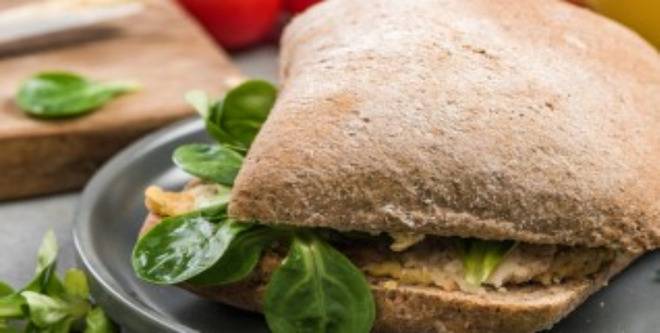 Средиземноморски сандвич без месо