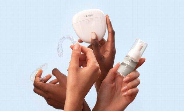 Как да постигнете прекрасна усмивка с невидими шини Инвизалайн