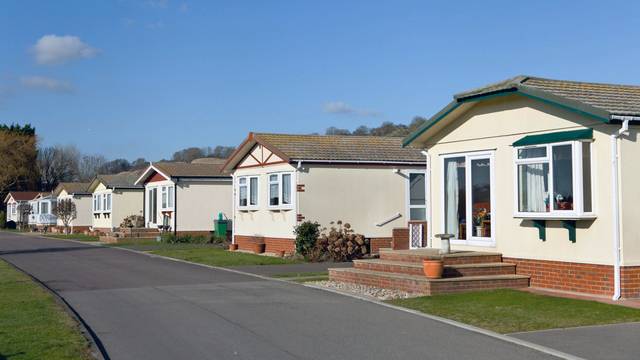 Експертни мнения за евтин дом – какво да запомните